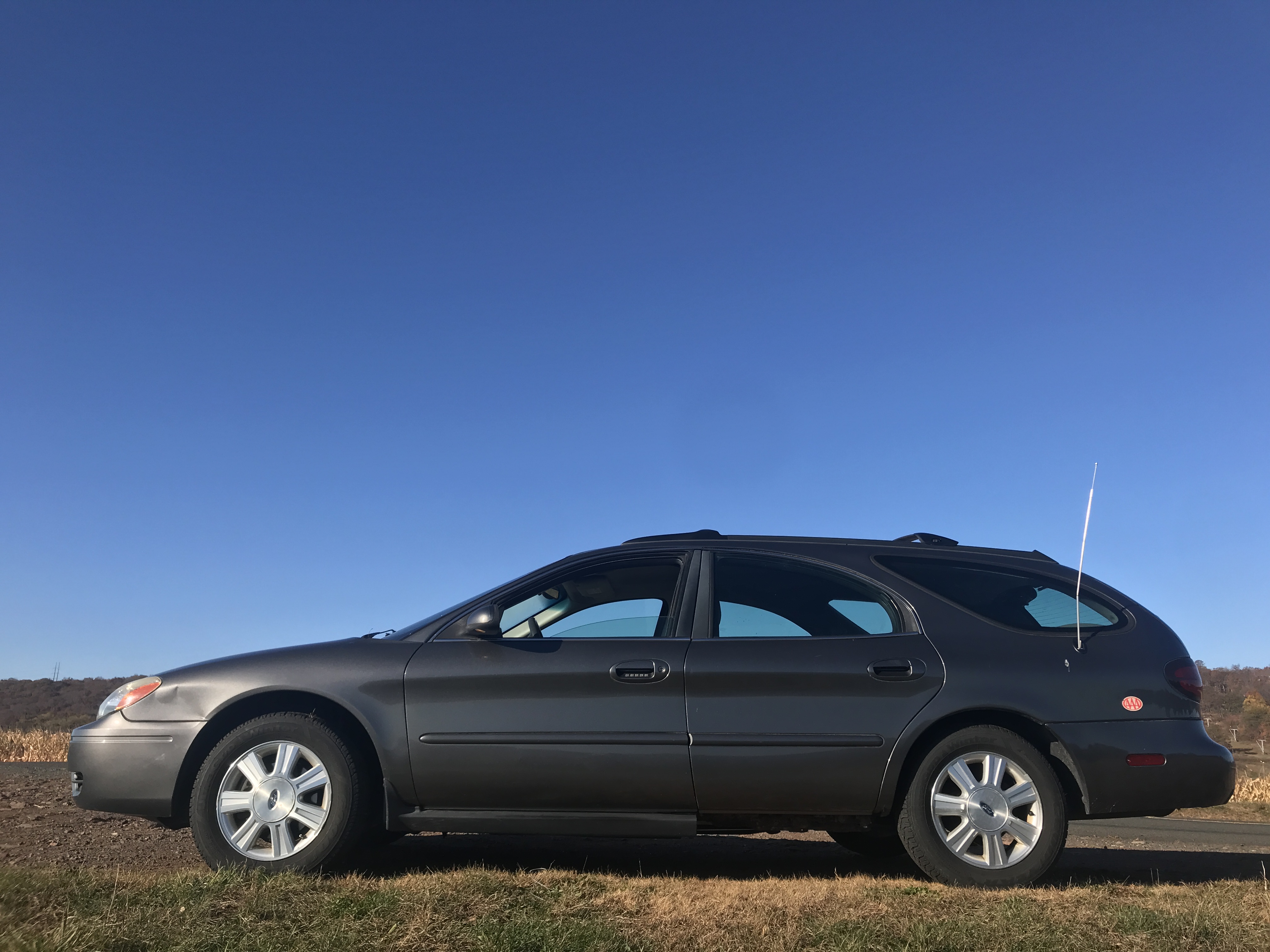 2005 Ford Taurus S Comfort Wagon — photo 28