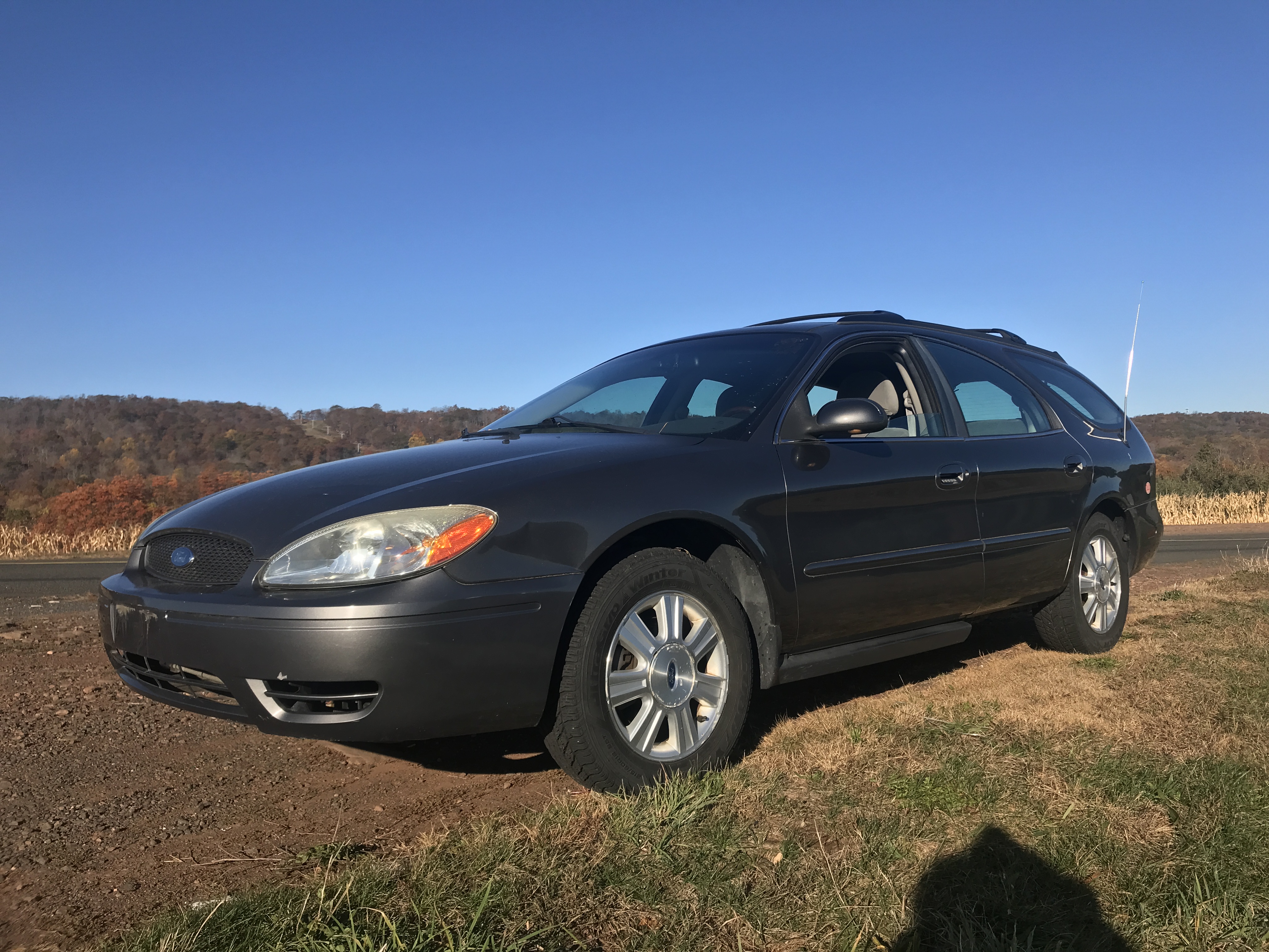 2005 Ford Taurus S Comfort Wagon — photo 38