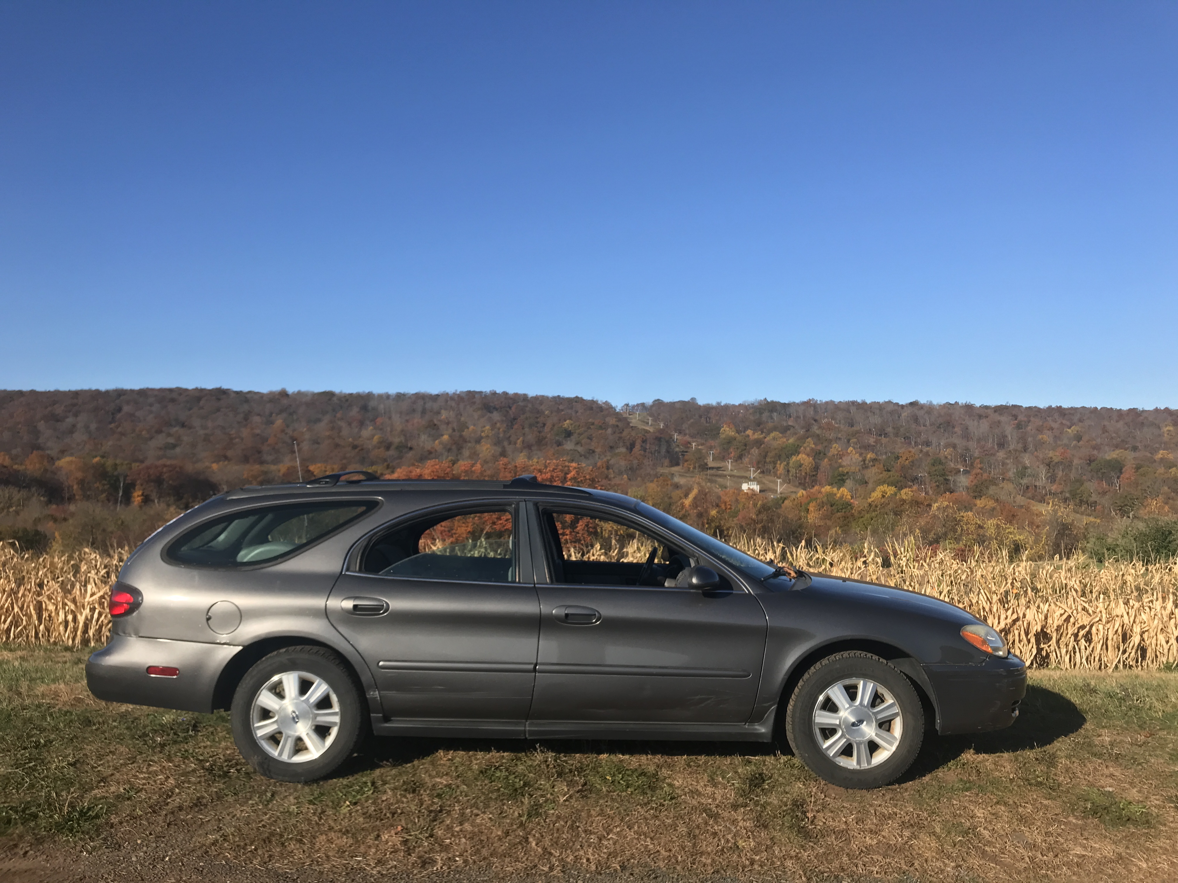 2005 Ford Taurus S Comfort Wagon — photo 104