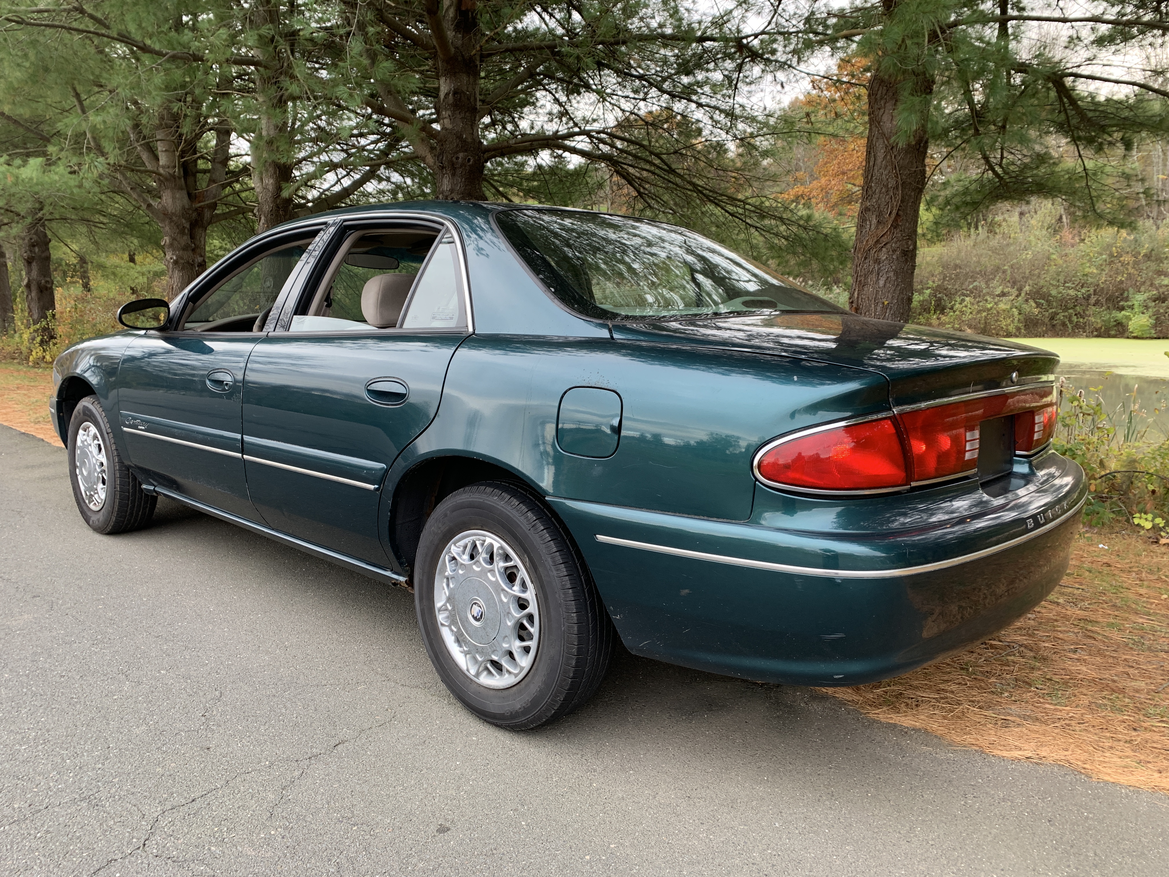 2001 Buick Century Custom Only 77K Mileage — photo 33