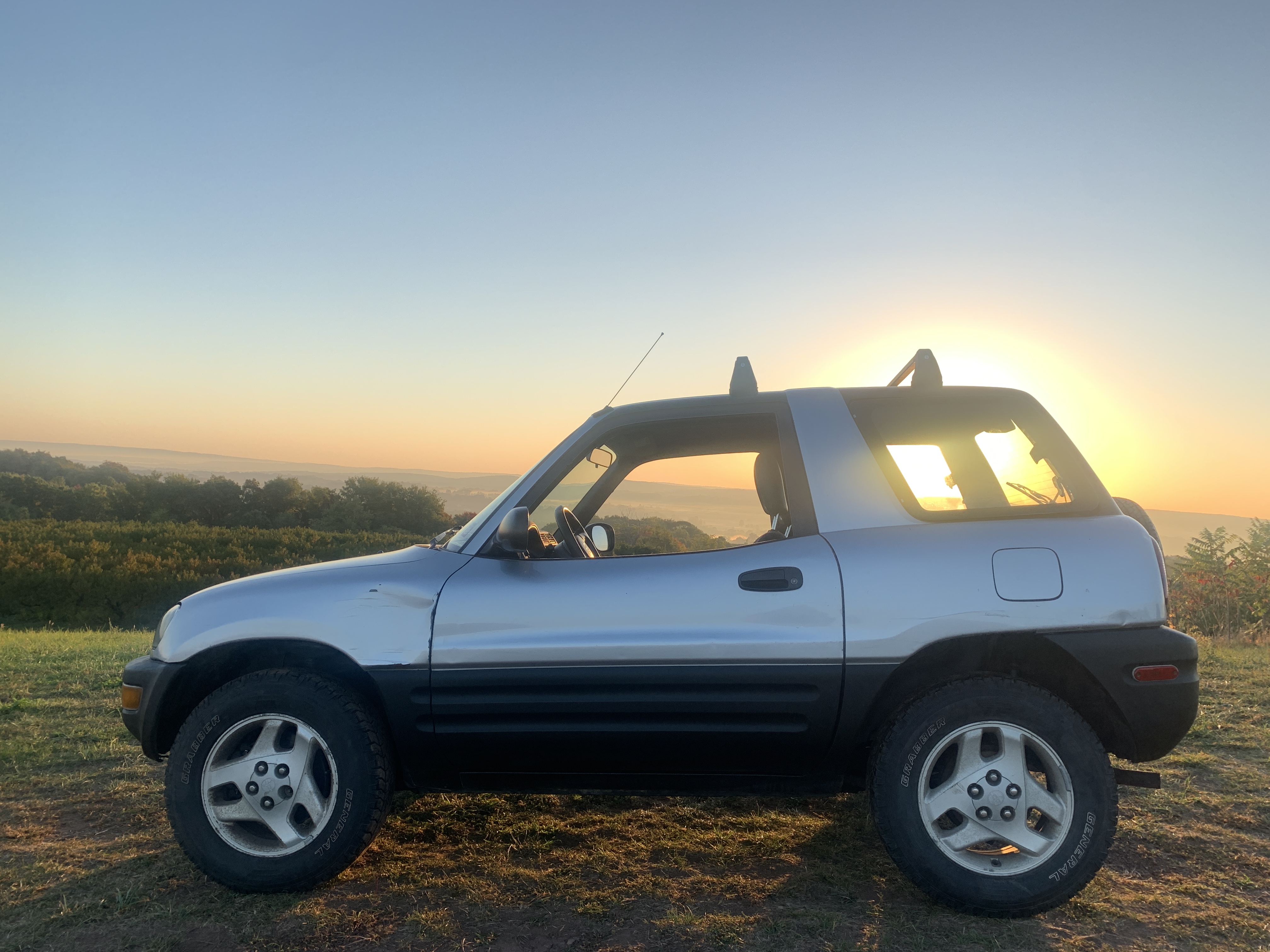 1998 Toyota RAV4 2 Door AWD — photo 44