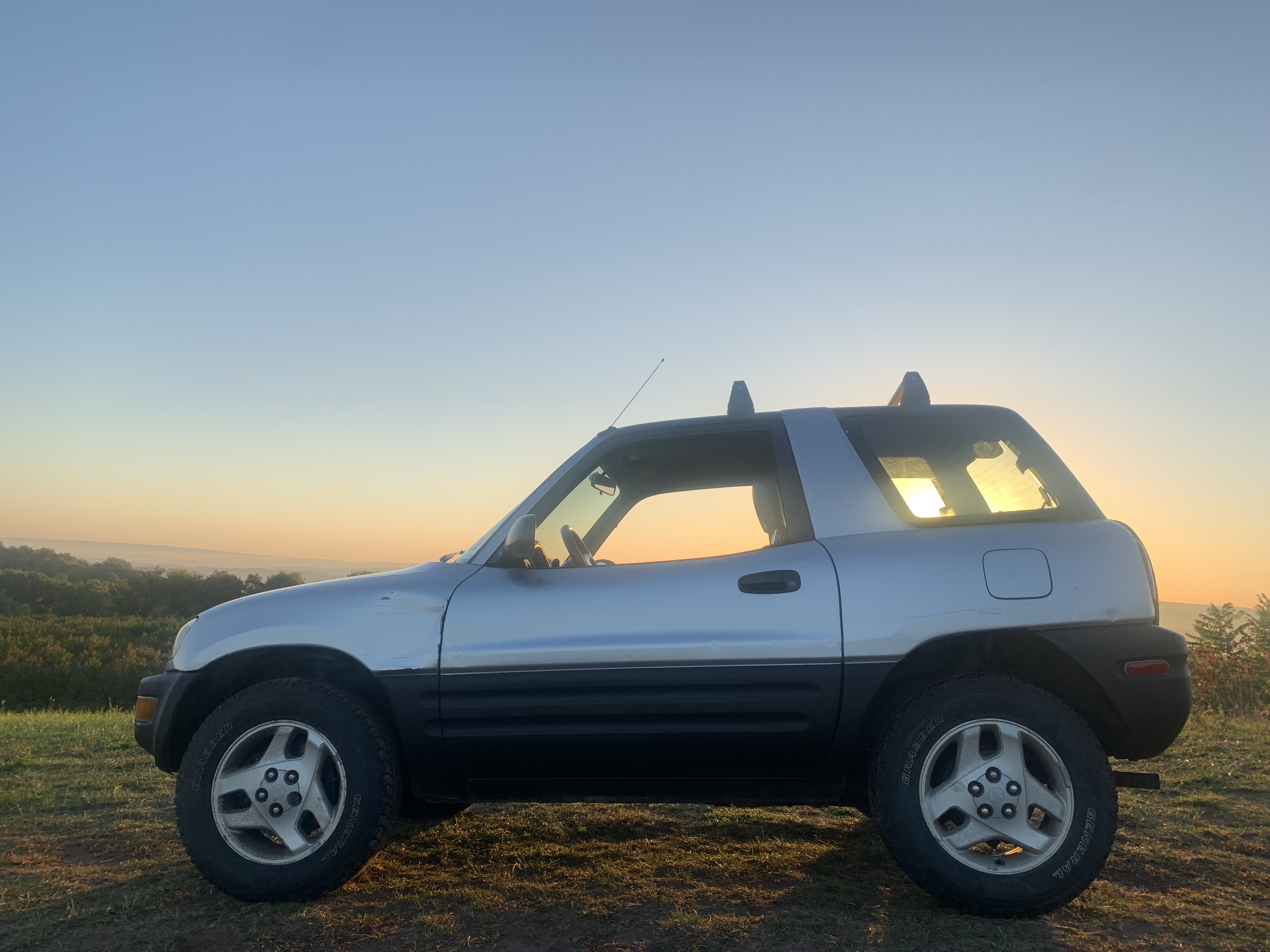 1998 Toyota RAV4 2 Door AWD — photo 45
