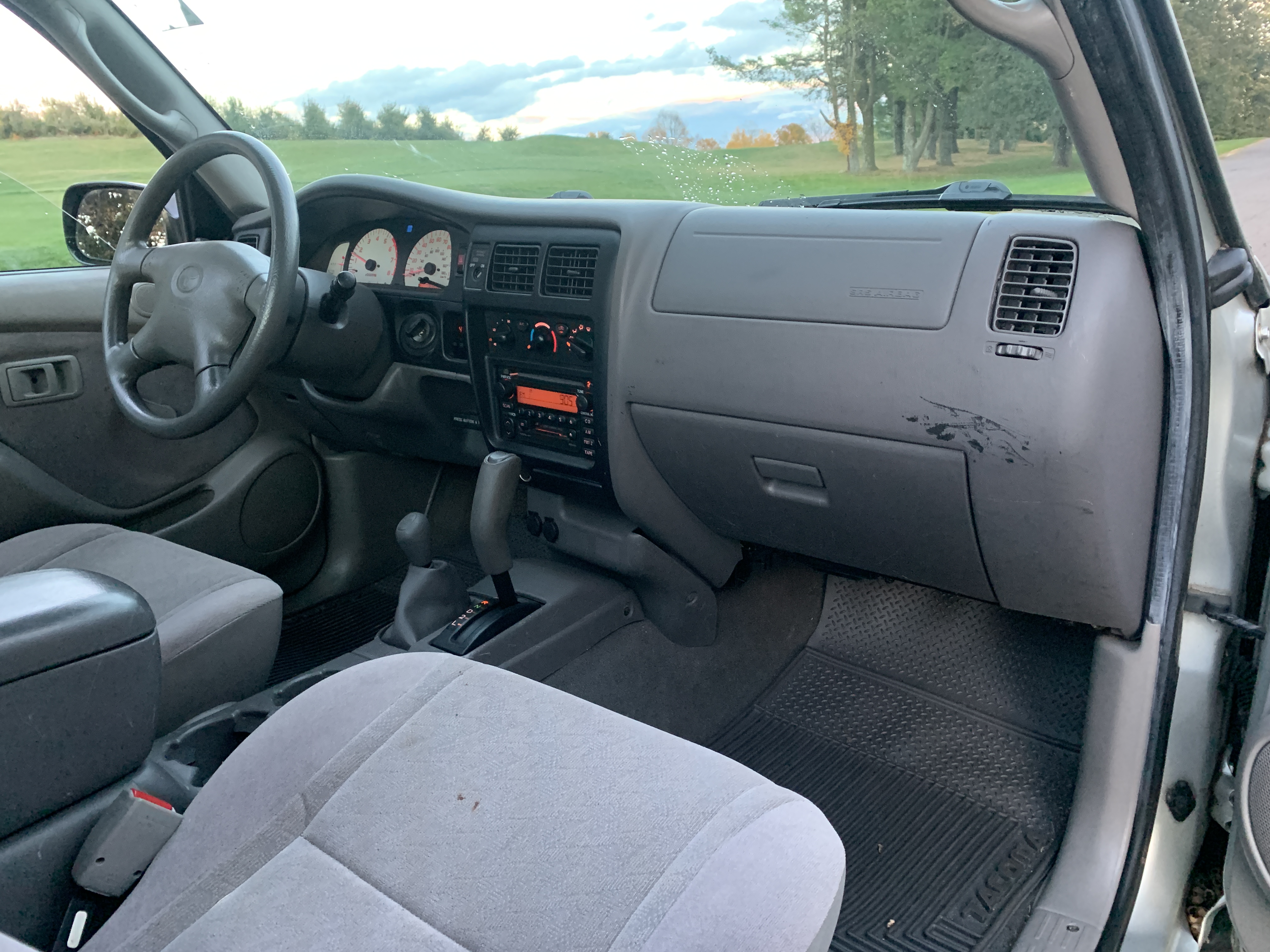 2004 Toyota Tacoma SR5 4x4 Pickup — photo 72