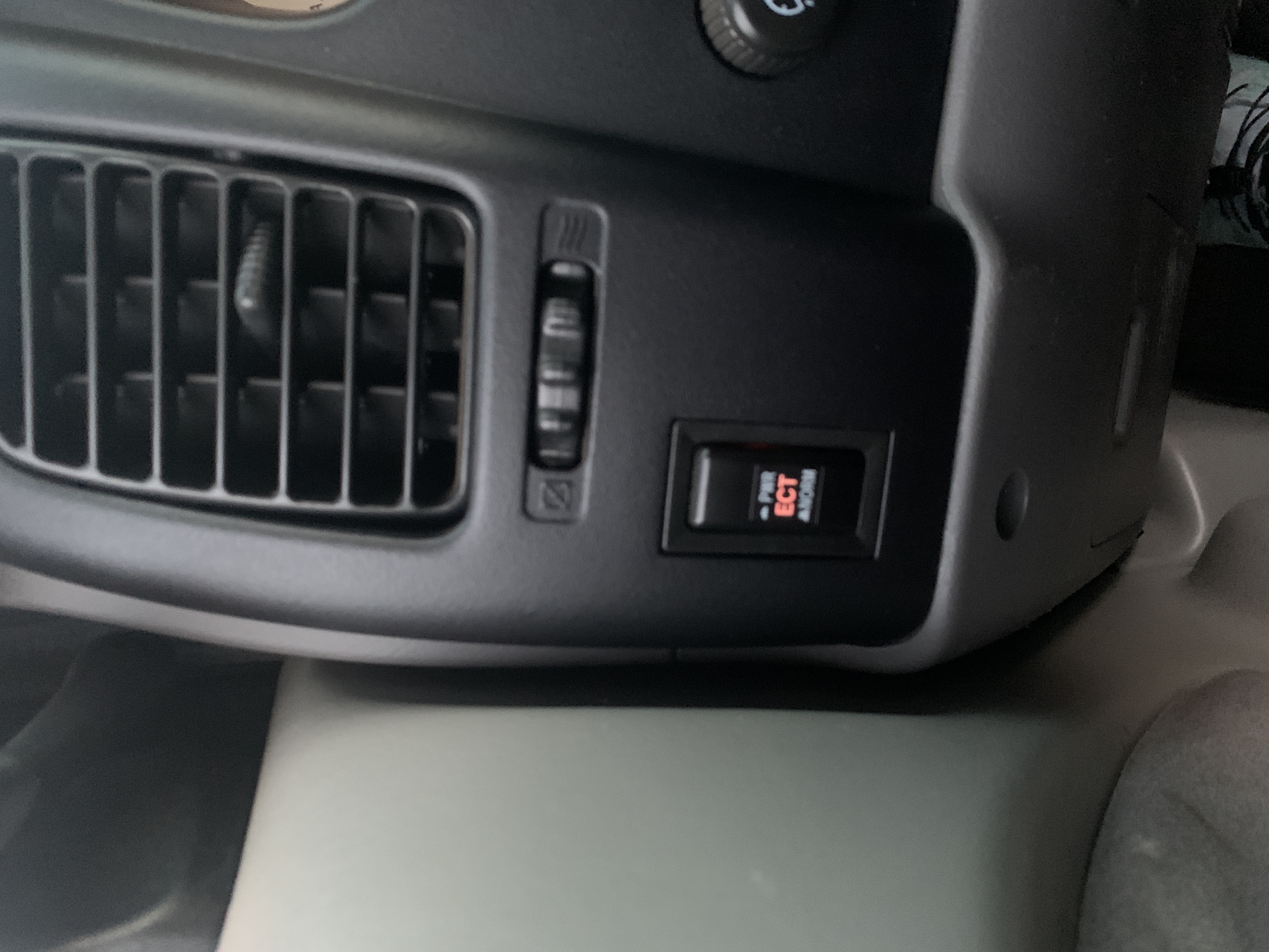 2004 Toyota Tacoma SR5 4x4 Pickup — photo 99